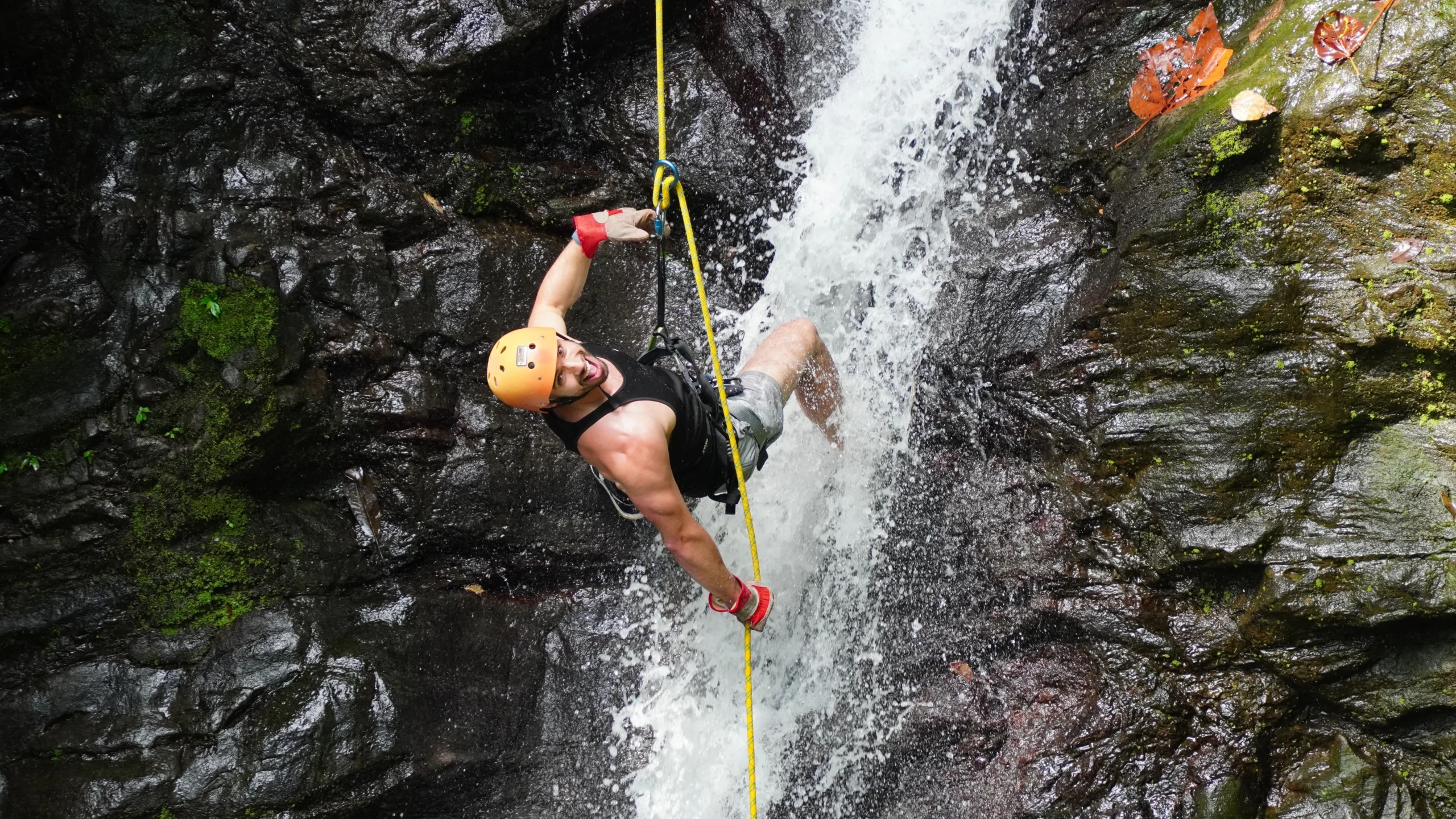 Quepo Canyoning waterfall rappelling tour